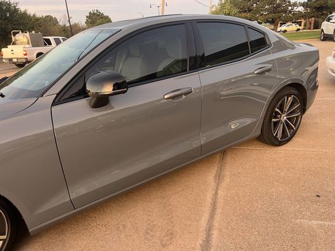 Used 2022 Volvo S60 B5 Momentum image 6