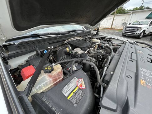 Used 2015 GMC Sierra 3500 SLT w/ Duramax Plus Package AWD/4WD image 27