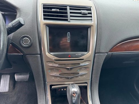 Used 2015 Lincoln MKX AWD w/ Equipment Group 102A image 14