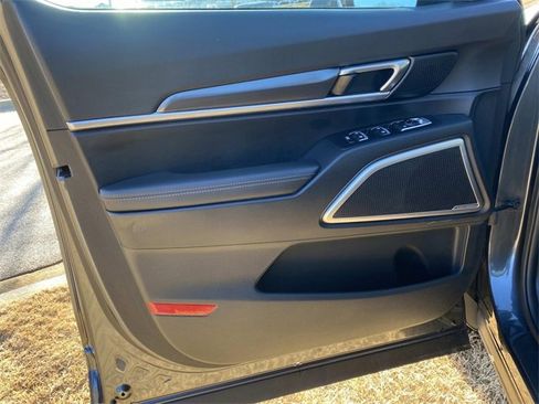 Used 2024 Kia Telluride S w/ S Sunroof Package image 17