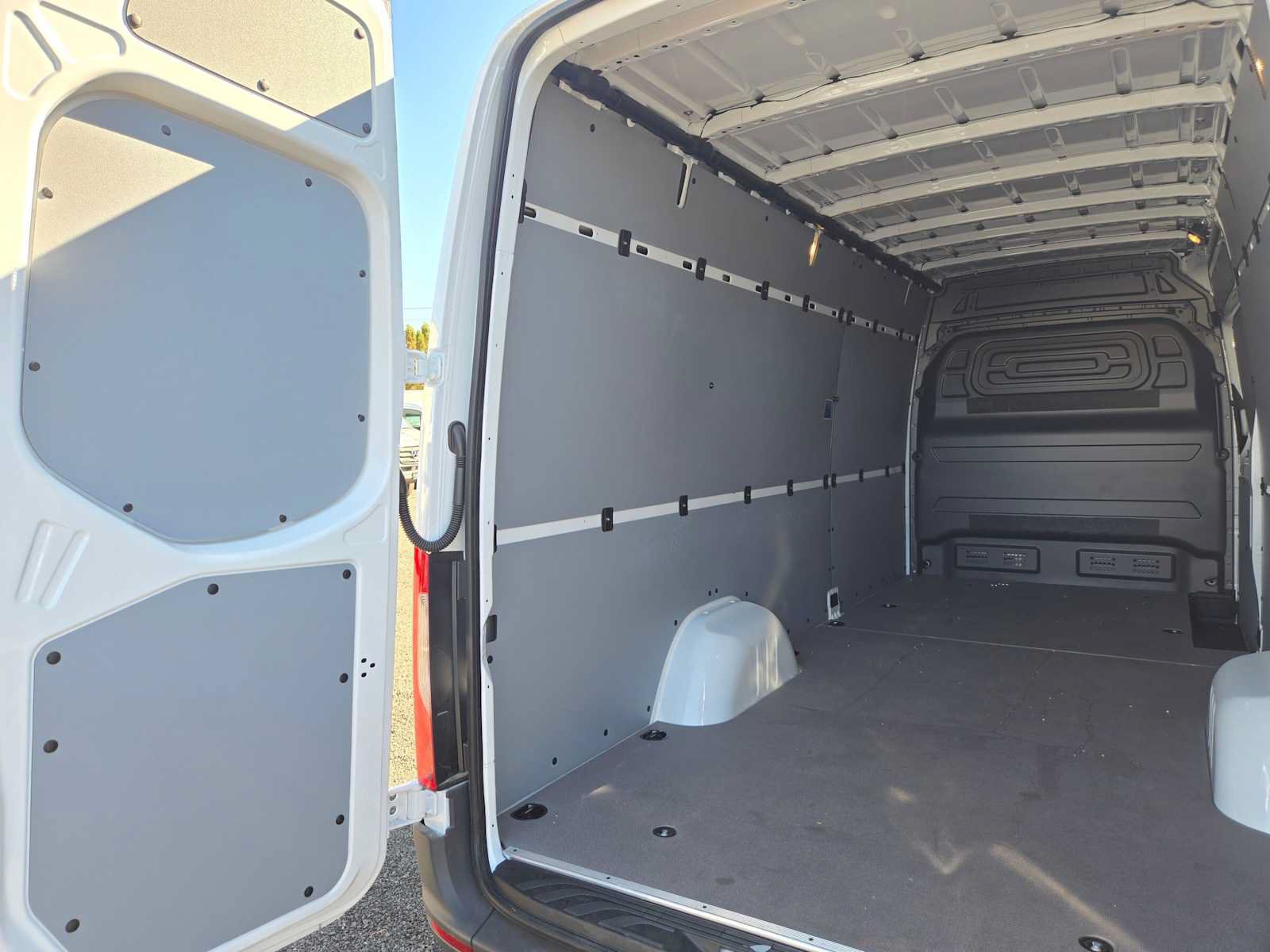 Used 2026 Mercedes-Benz Sprinter 2500 image 17