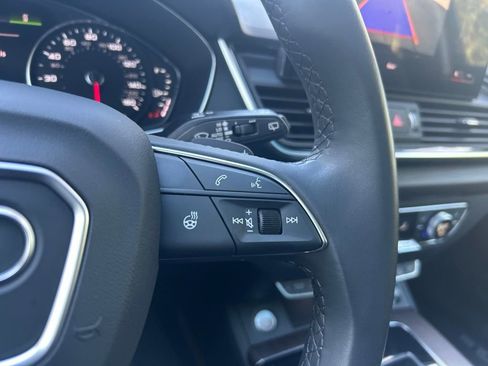 Used 2023 Audi Q5 2.0T Premium w/ Convenience Package image 21