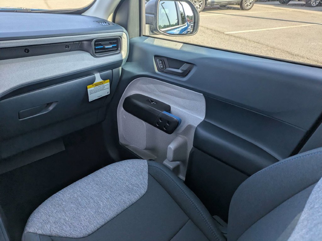 New 2026 Ford Maverick XLT FWD image 16