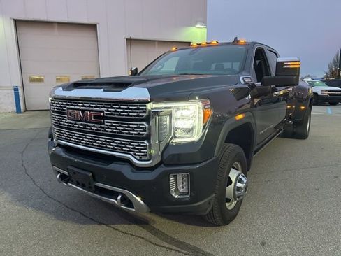 Used 2021 GMC Sierra 3500 Denali w/ Denali Ultimate Package image 9