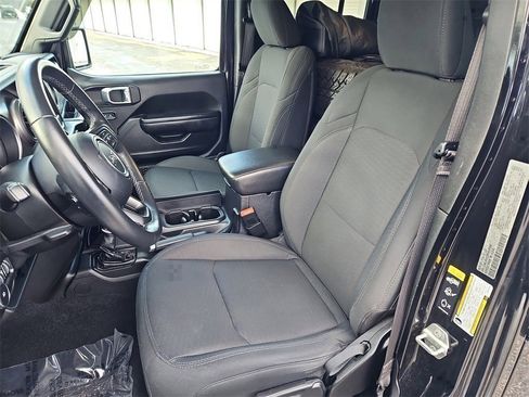 Used 2021 Jeep Wrangler Unlimited Sport image 5