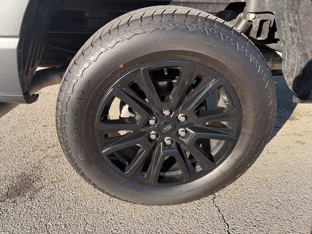 Used 2025 Ford F150 Platinum AWD/4WD image 12