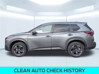 Used 2024 Nissan Rogue SV video 2