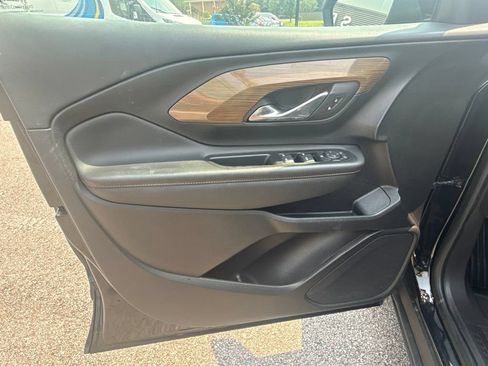 Used 2021 GMC Terrain SLE FWD image 14