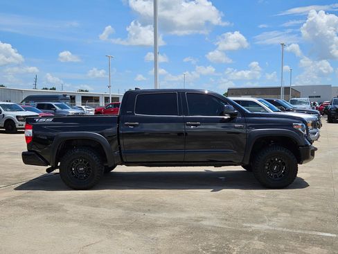 Used 2020 Toyota Tundra SR5 w/ SR5 Upgrade Package AWD/4WD image 2
