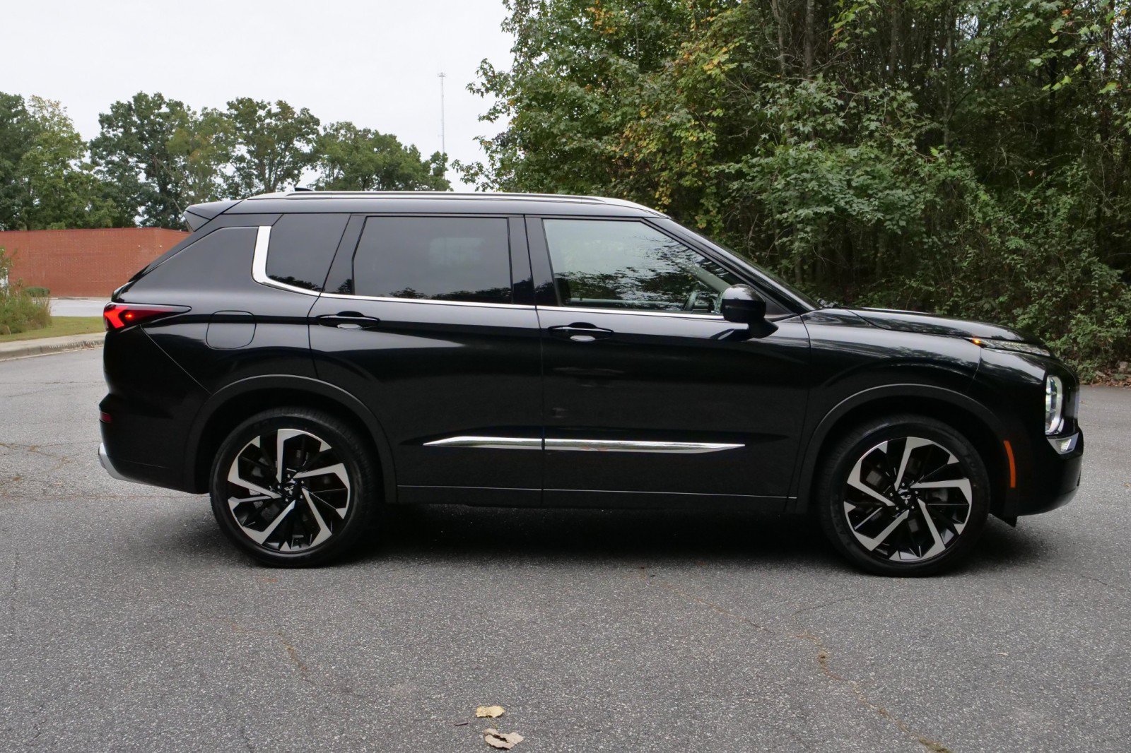 Used 2022 Mitsubishi Outlander SEL AWD/4WD image 50