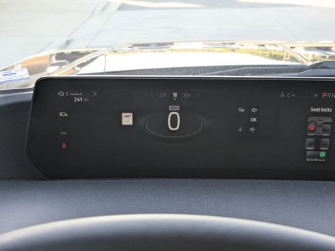 Certified 2025 Ford Expedition Max Active image 33