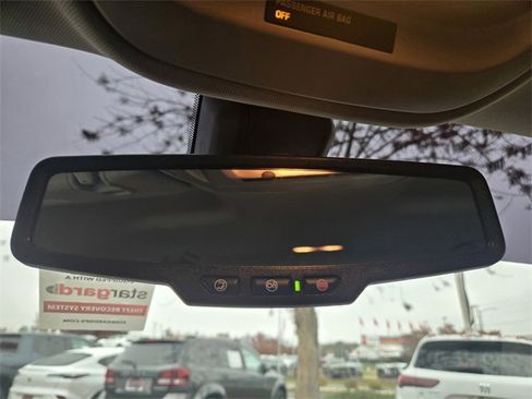 Used 2022 GMC Canyon AT4 image 20