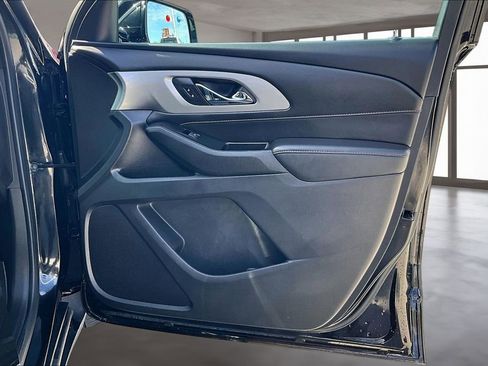 Used 2019 Chevrolet Traverse LT w/ LPO, Floor Liner Package AWD/4WD image 26