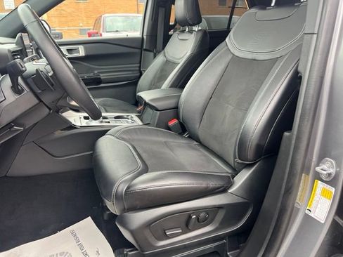 Certified 2023 Ford Explorer ST AWD/4WD image 18