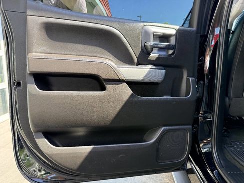 Used 2018 Chevrolet Silverado 2500 LTZ w/ Duramax Plus Package AWD/4WD image 31