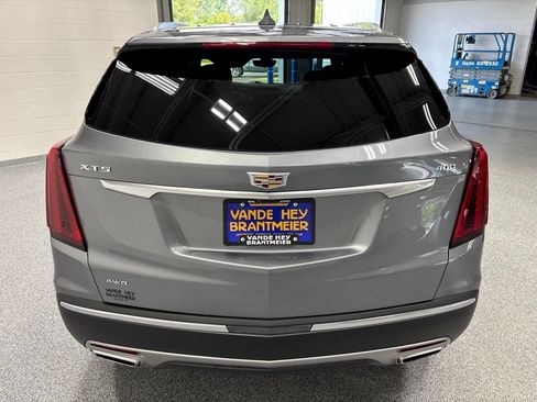 Used 2022 Cadillac XT5 Premium Luxury w/ Technology Package AWD/4WD image 6