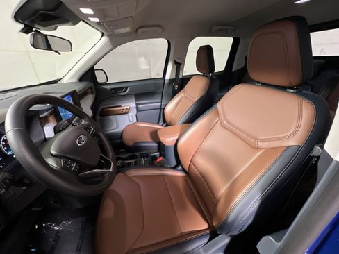 Used 2023 Ford Maverick Lariat w/ Lariat Luxury Package image 13