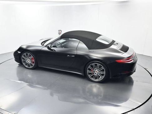 Certified 2019 Porsche 911 Carrera 4S AWD/4WD image 33