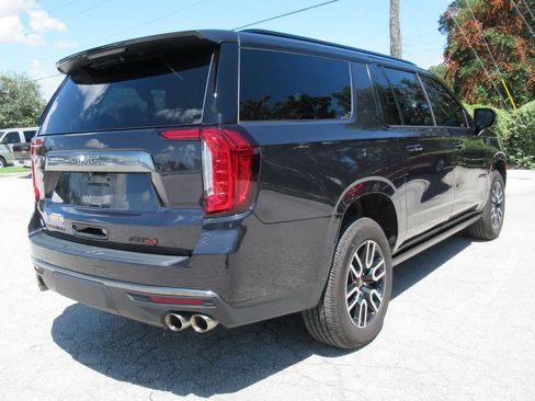 Used 2023 GMC Yukon XL AT4 w/ Technology Package AWD/4WD image 8