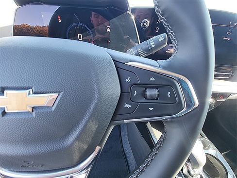 New 2026 Chevrolet Trax LT w/ Driver Confidence Package image 19