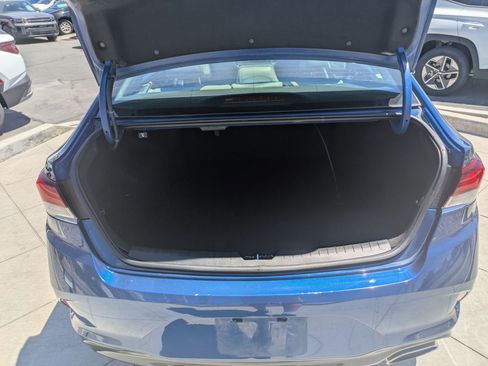 Used 2018 Hyundai Sonata Limited w/ Cargo Package FWD image 28