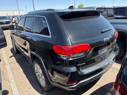 Used 2017 Jeep Grand Cherokee Limited w/ Luxury Group II AWD/4WD image 4