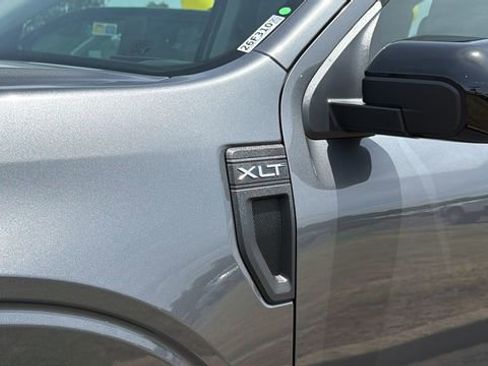New 2026 Ford Maverick XLT w/ XLT Luxury Package FWD image 11