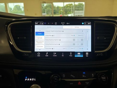 New 2026 Chrysler Pacifica Limited w/ S Appearance Package AWD/4WD image 37