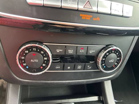 Used 2018 Mercedes-Benz GLE 350 4MATIC image 29