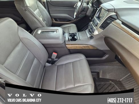 Used 2020 GMC Yukon XL Denali w/ Denali Premium Package image 15