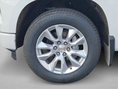 Certified 2024 Chevrolet Silverado 1500 Custom image 22