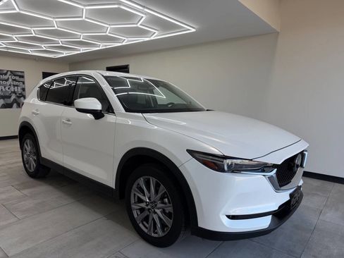 Used 2019 MAZDA CX-5 Grand Touring image 11