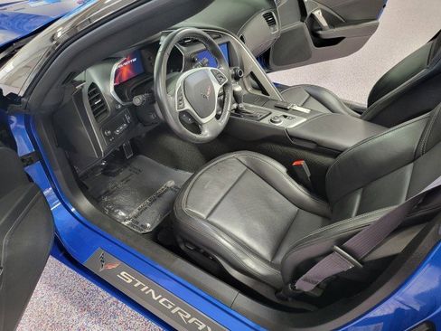 Used 2014 Chevrolet Corvette Stingray Convertible w/ 2LT Preferred Equipment Group RWD image 18