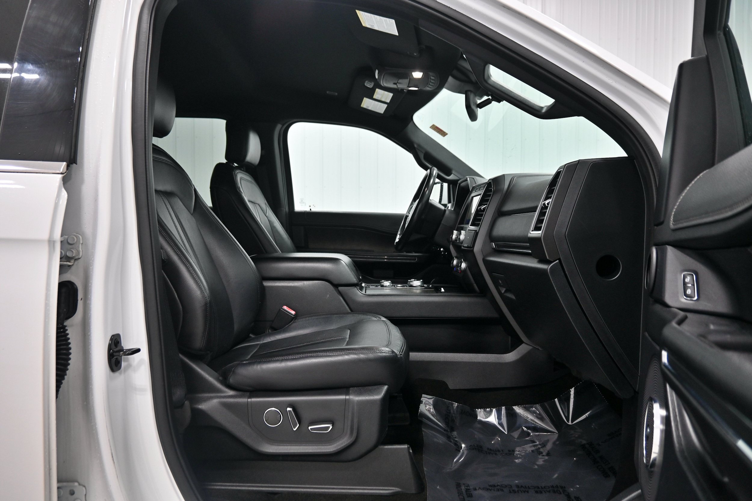 Used 2020 Ford Expedition Max Limited AWD/4WD image 34