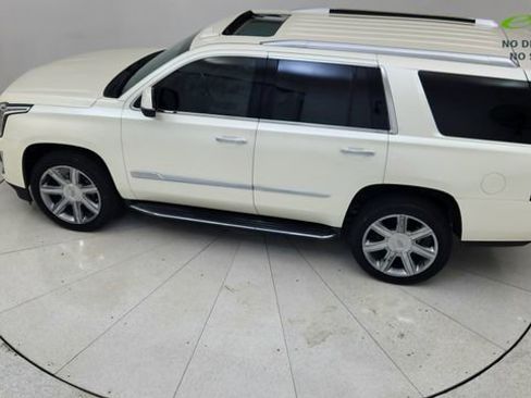 Used 2015 Cadillac Escalade Luxury RWD image 81