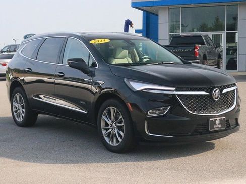 Used 2024 Buick Enclave Avenir w/ Avenir Technology Package image 3