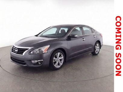 Used 2015 Nissan Altima 2.5 SL w/ Technology Package