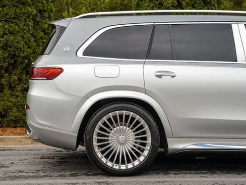 Used 2021 Mercedes-Benz Maybach GLS 600 4MATIC image 13