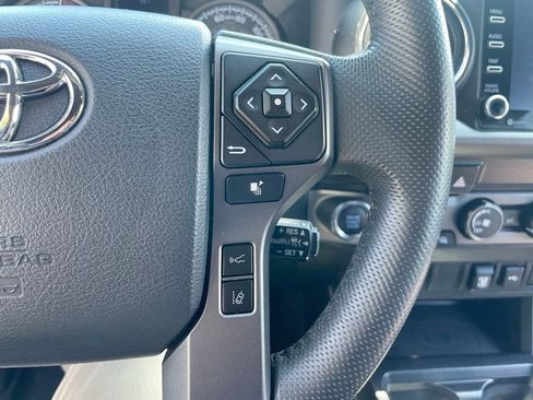 Used 2020 Toyota Tacoma TRD Sport AWD/4WD image 22