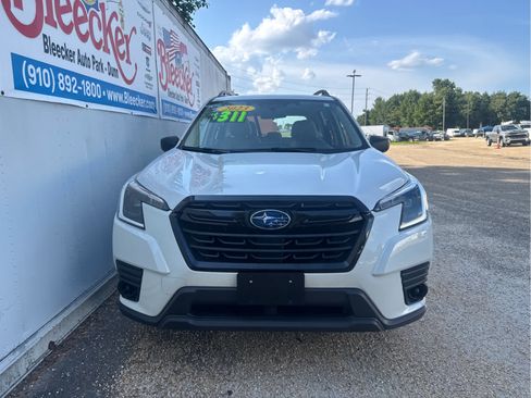 Used 2023 Subaru Forester AWD/4WD image 5