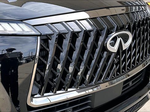 Used 2026 INFINITI QX80 4WD w/ Sport Exterior Package image 28