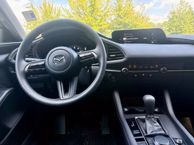 Used 2026 MAZDA MAZDA3 s FWD image 18