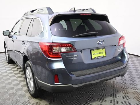 Used 2016 Subaru Outback 2.5i Premium AWD/4WD image 4