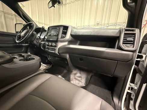 Used 2024 RAM 2500 Tradesman w/ Chrome Appearance Group AWD/4WD image 20