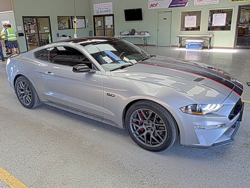 Used 2021 Ford Mustang GT w/ Equipment Group 301A image 4