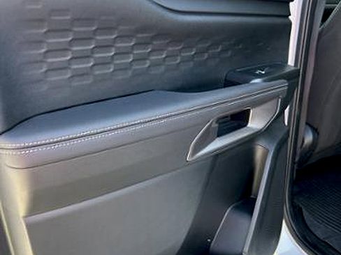 Used 2024 Ford Ranger XLT w/ FX4 Off-Road Package image 26