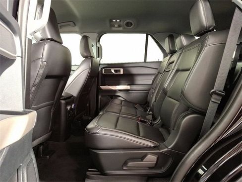 Used 2023 Ford Explorer XLT w/ Equipment Group 202A image 13