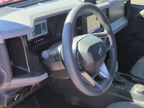 Used 2023 Ford Bronco 4-Door image 10