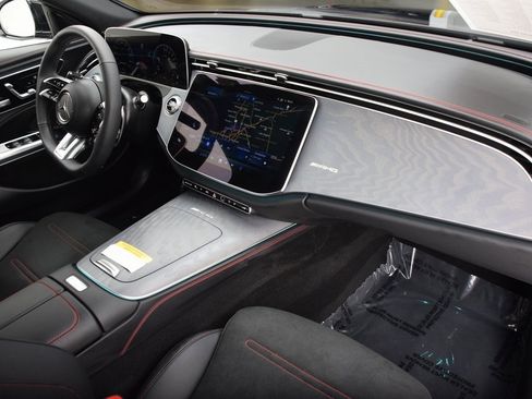 Used 2026 Mercedes-Benz E 53 AMG 4MATIC Sedan image 14