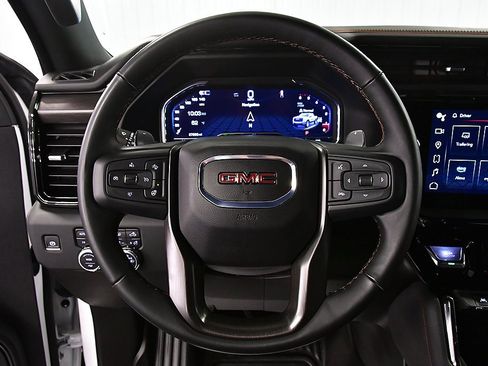 Used 2024 GMC Sierra 1500 AT4 w/ AT4 Preferred Package image 22